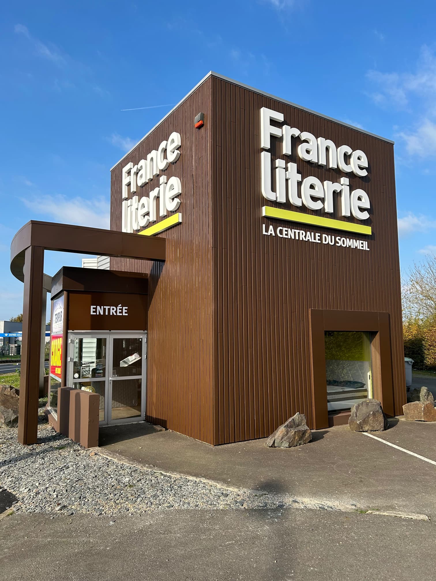 La centrale du sommeil france literie - enseigne literie - la route du euble rennes