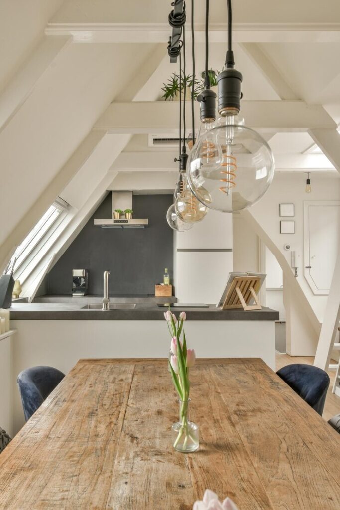 cuisine sous les combles - lumières